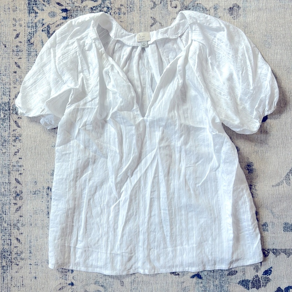 A New Day white bubble sleeve blouse size S